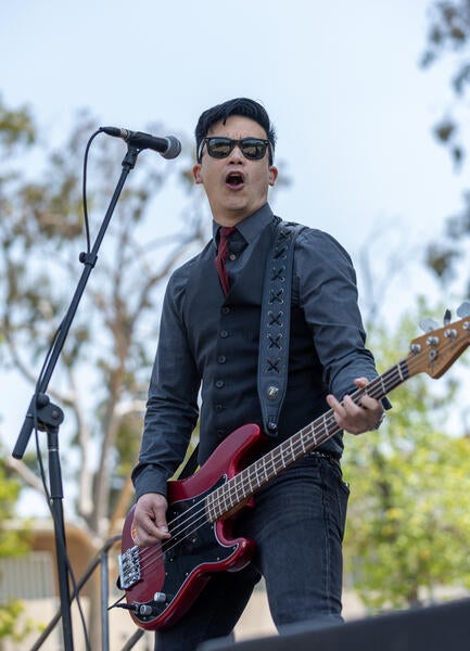  Simon Tam performs during the inaugural CHASS Dean's Speaker Series on Tuesday, April 25, 2023 at UC Riverside. (UCR/Stan Lim)