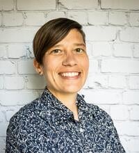 Portrait photo of Liz Przybylski.
