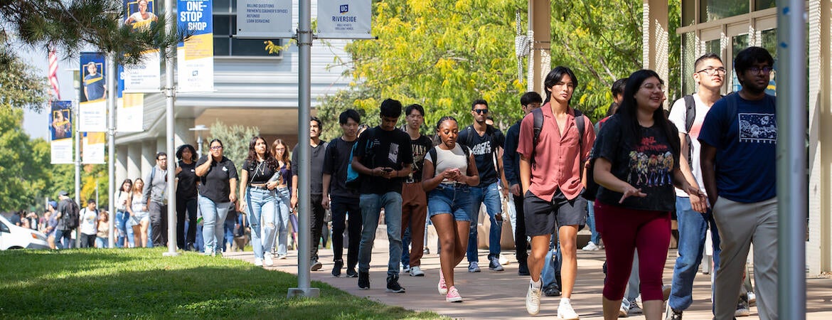 UC Riverside students. (UCR/Stan Lim)