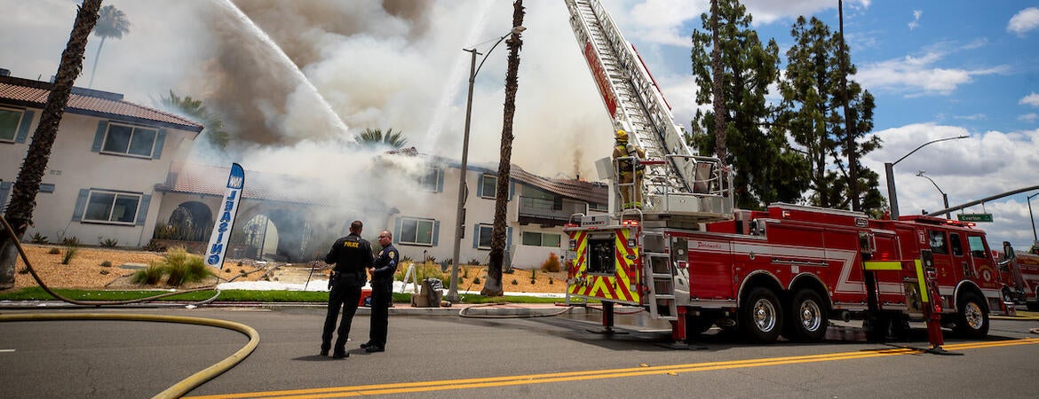 fire at apartment building
