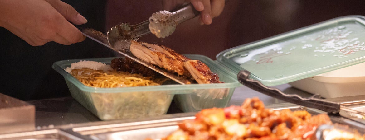 Food served in reusable container