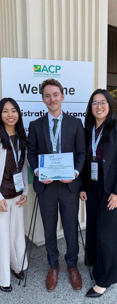 Medical students win first prize