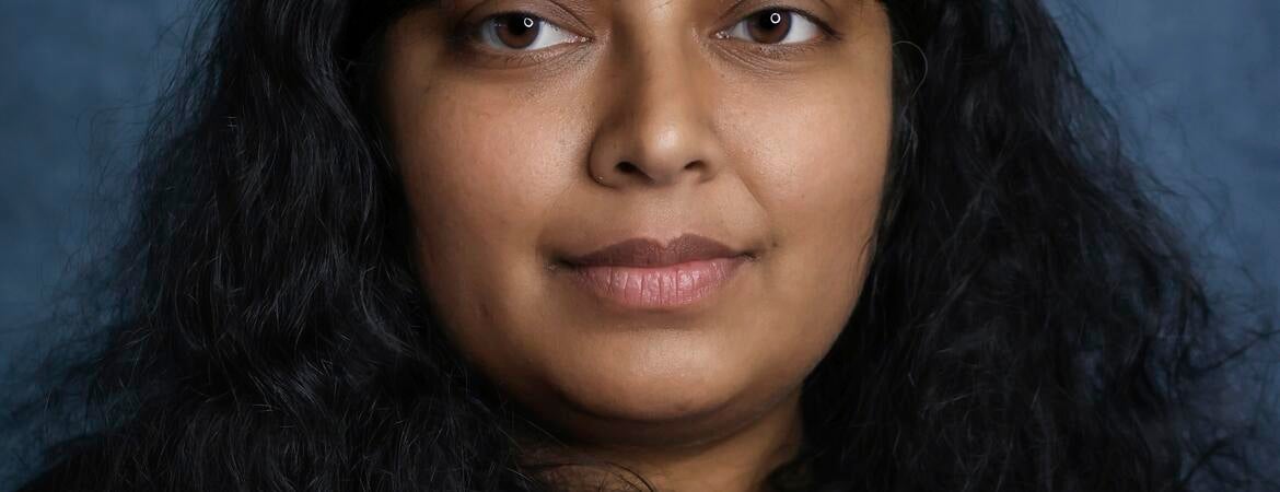 Portrait photo of Deepa Ramamurthy.