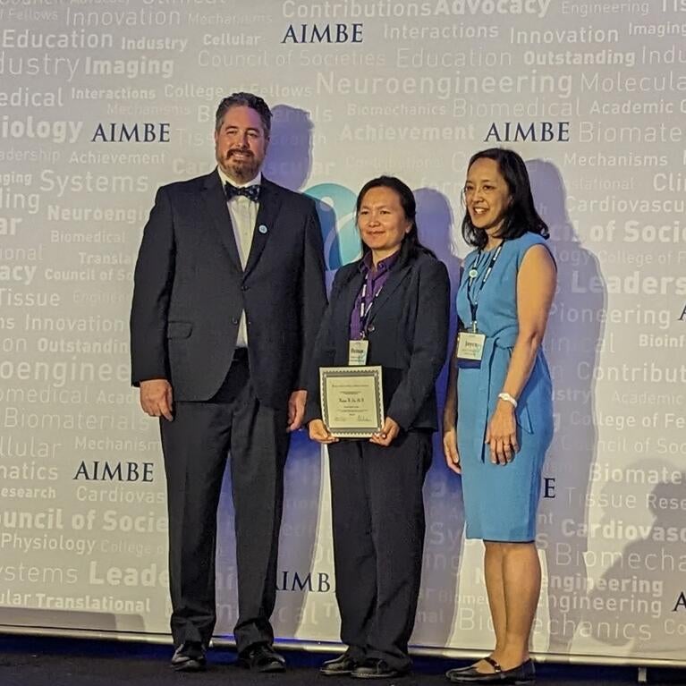Professor Huinan Liu receiving AIMBE fellow award