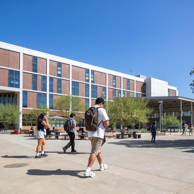 Students in front of UTLF 