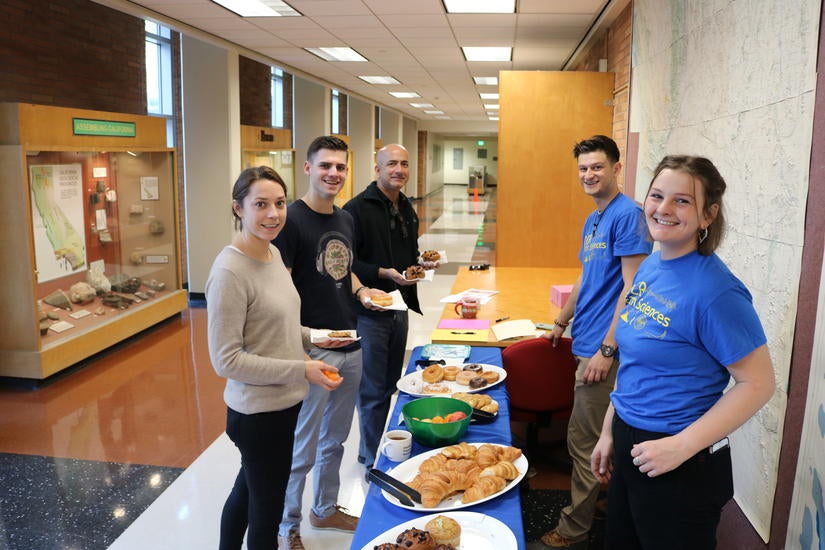 UCR staff and students purchasing pastries to support the ‘Muffins for Marsupials’ fundraiser on Monday, Jan. 13, 2020. (UCR)