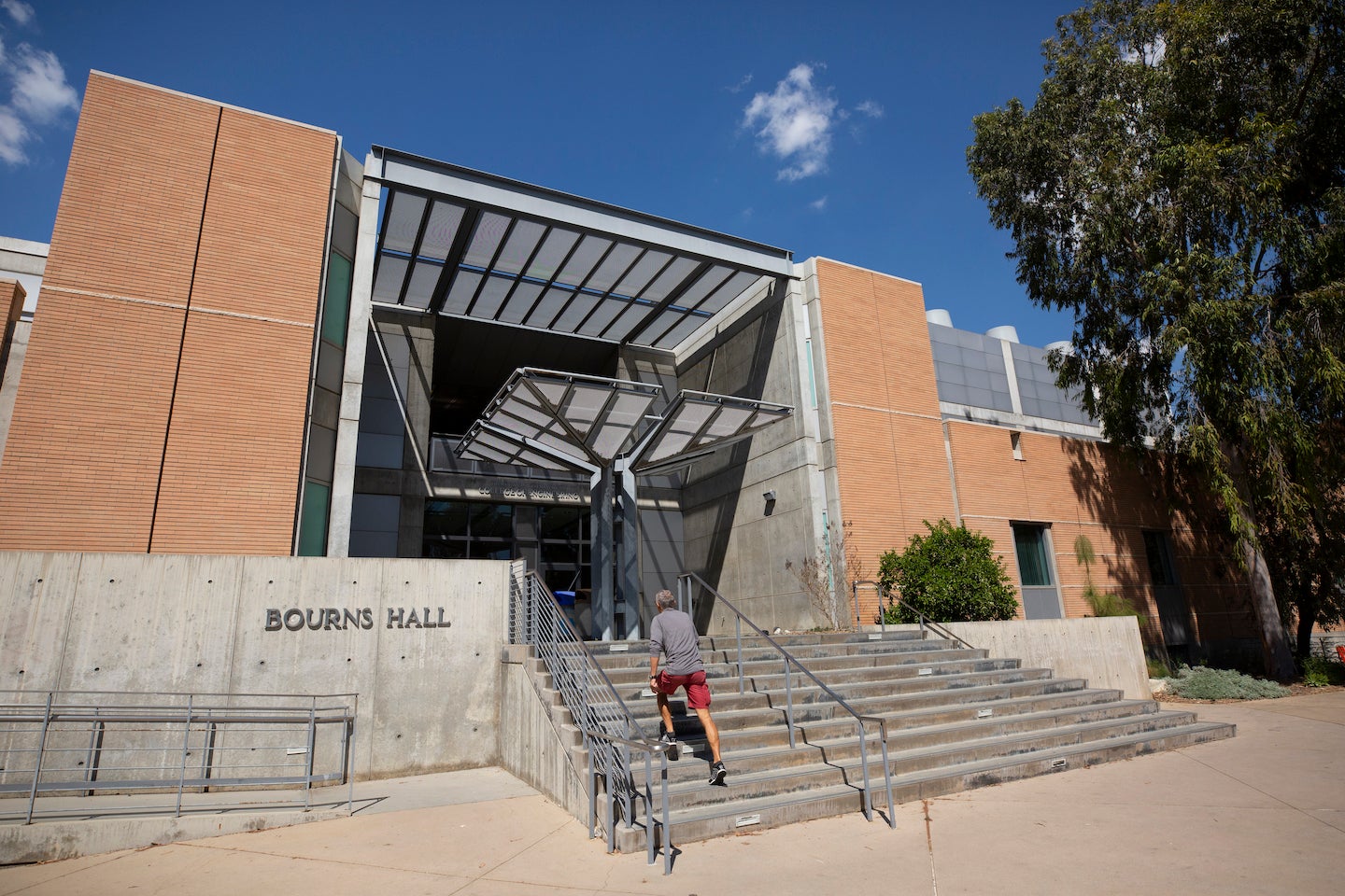 UC Riverside's online engineering MS ranked No. 29 | Inside UCR